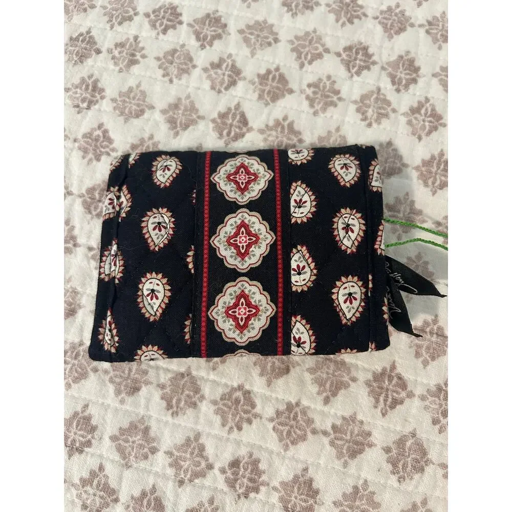NWT Vera Bradley Pocket Trifold Classic Black Red Wallet Quilted Velcro Closure